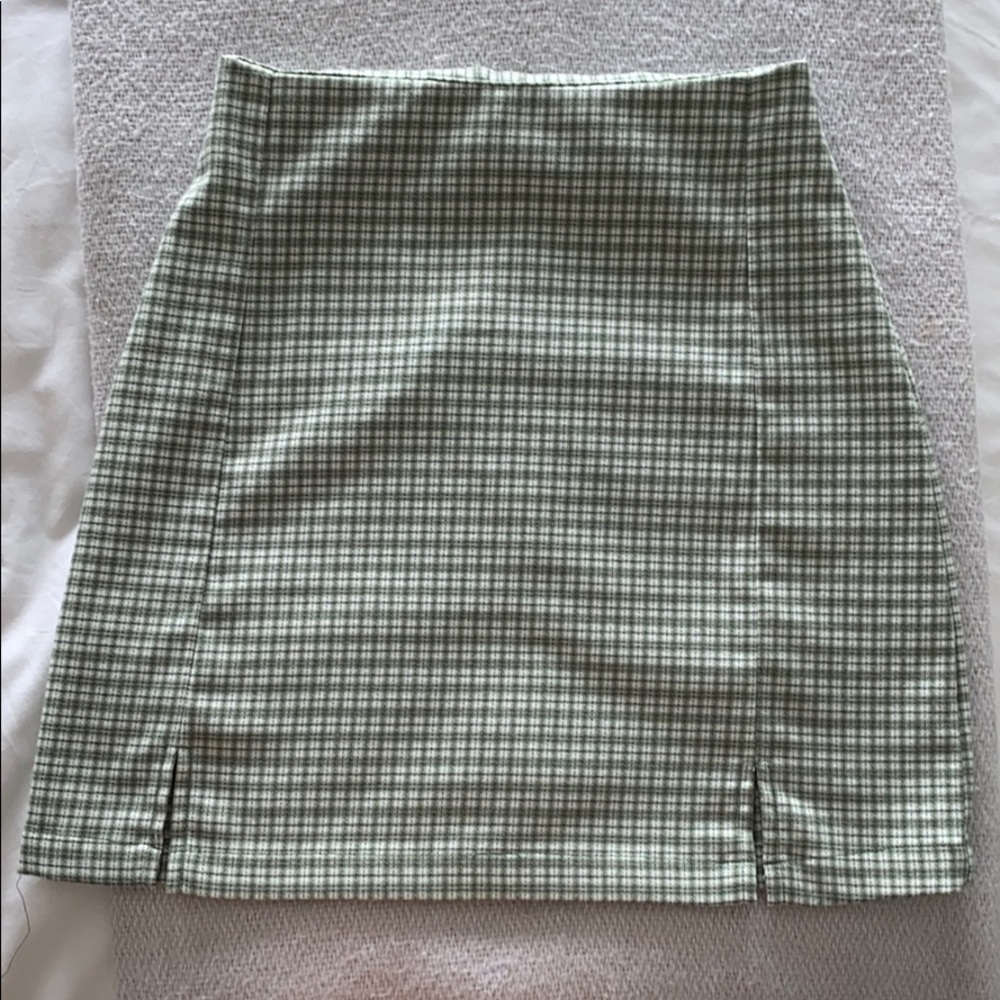 Brandy Melville cara skirt